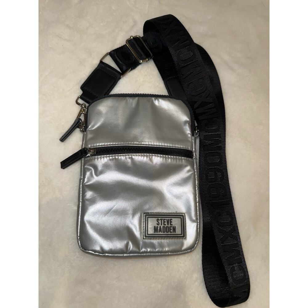 Steve Madden Silver Crossbody Bag Small Metallic Nylon Adjustable Strap